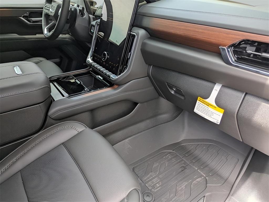 new 2025 GMC Yukon XL car, priced at $97,950