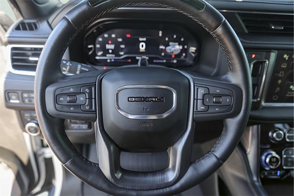 used 2023 GMC Yukon XL car, priced at $76,900