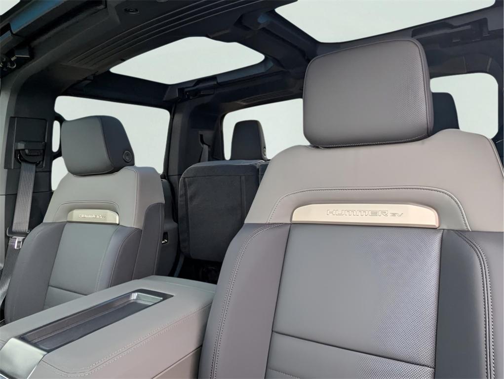 new 2025 GMC HUMMER EV Pickup car, priced at $122,405