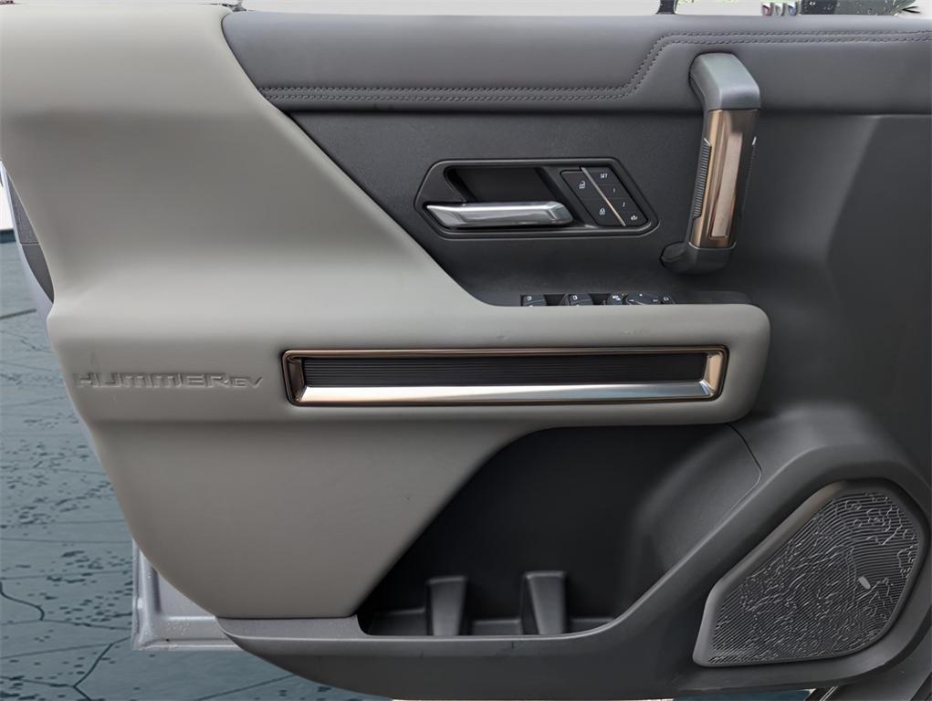 new 2025 GMC HUMMER EV Pickup car, priced at $122,405