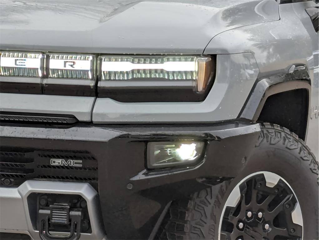 new 2025 GMC HUMMER EV Pickup car, priced at $122,405