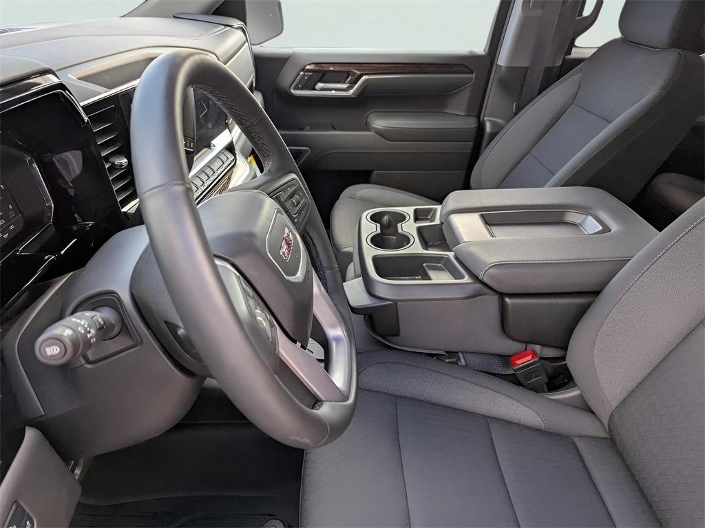 new 2025 GMC Sierra 1500 car, priced at $43,490