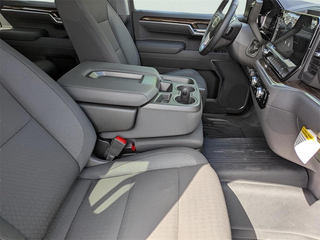 new 2025 GMC Sierra 1500 car, priced at $43,490