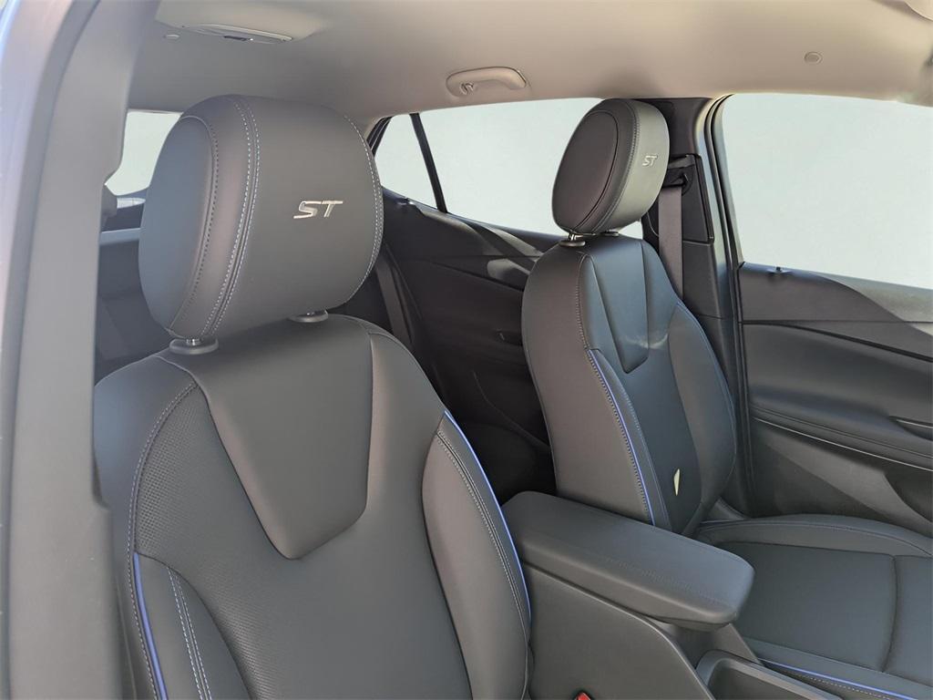 new 2026 Buick Encore GX car, priced at $31,525