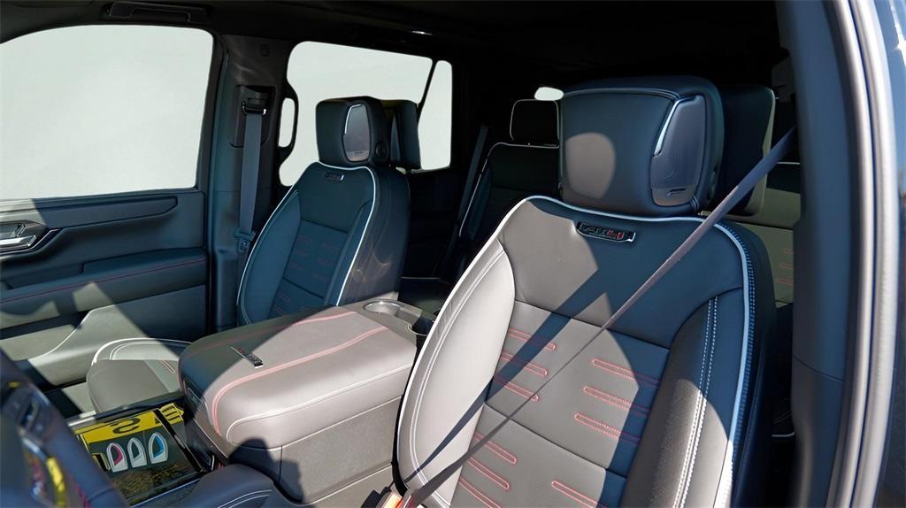 new 2025 GMC Yukon car, priced at $101,634