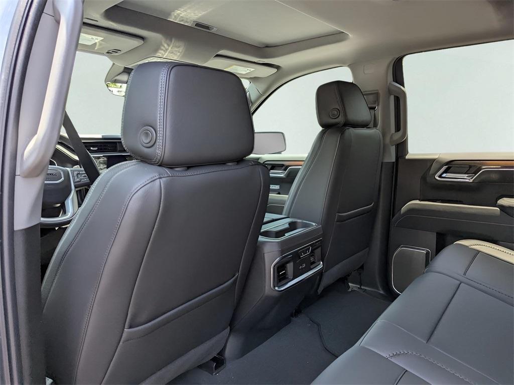 new 2025 GMC Sierra 1500 car, priced at $66,900