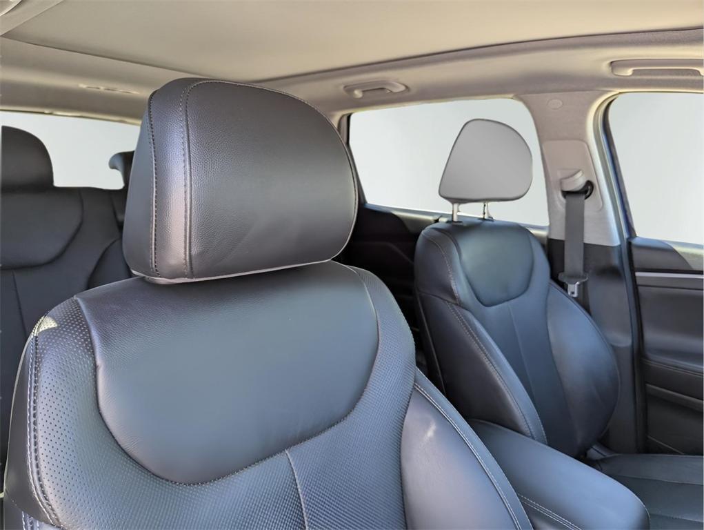 used 2019 Hyundai Santa Fe car, priced at $20,700