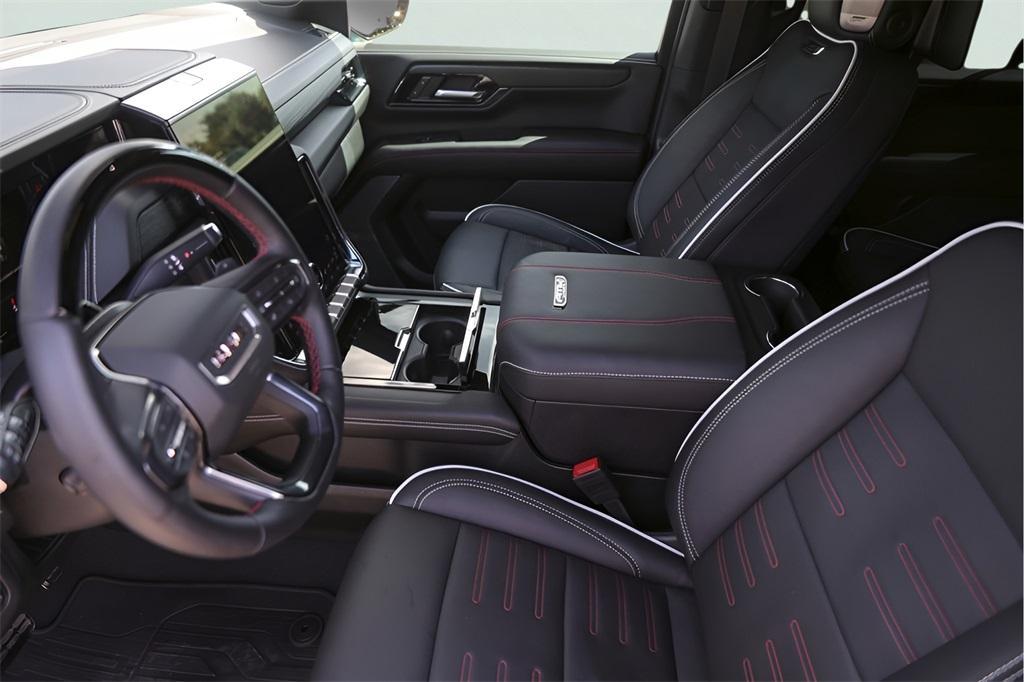 used 2025 GMC Yukon car, priced at $87,900