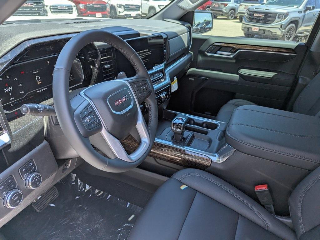 new 2025 GMC Sierra 1500 car, priced at $56,360