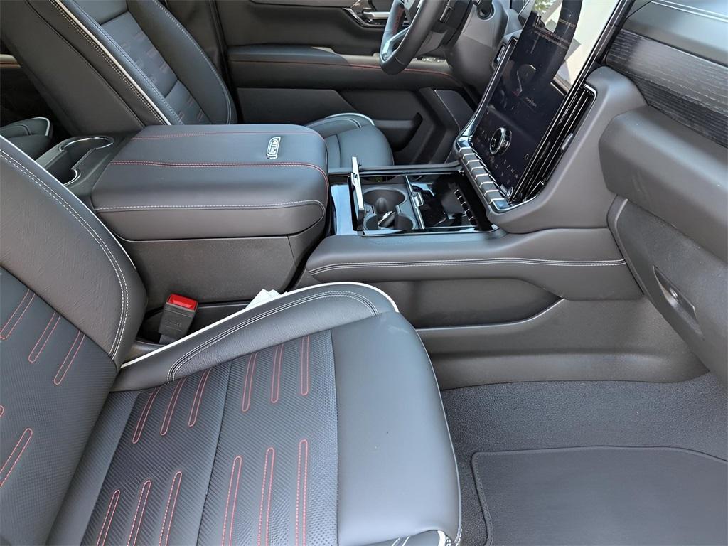 new 2025 GMC Yukon XL car, priced at $100,995