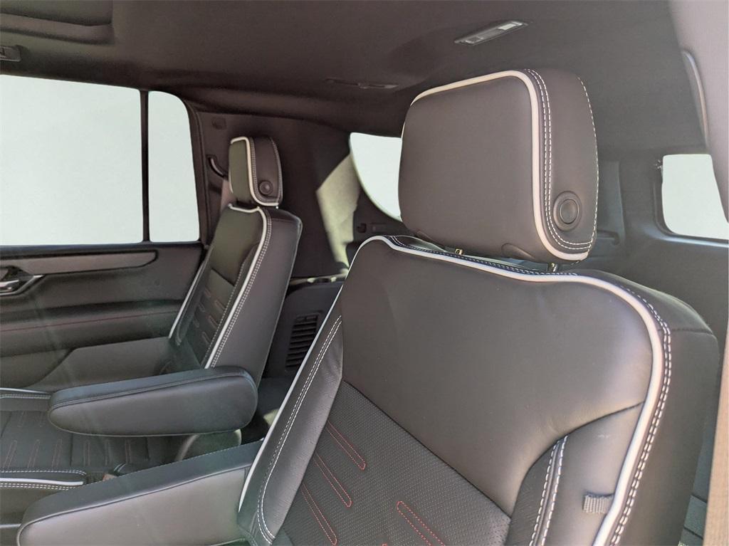 new 2025 GMC Yukon XL car, priced at $115,990