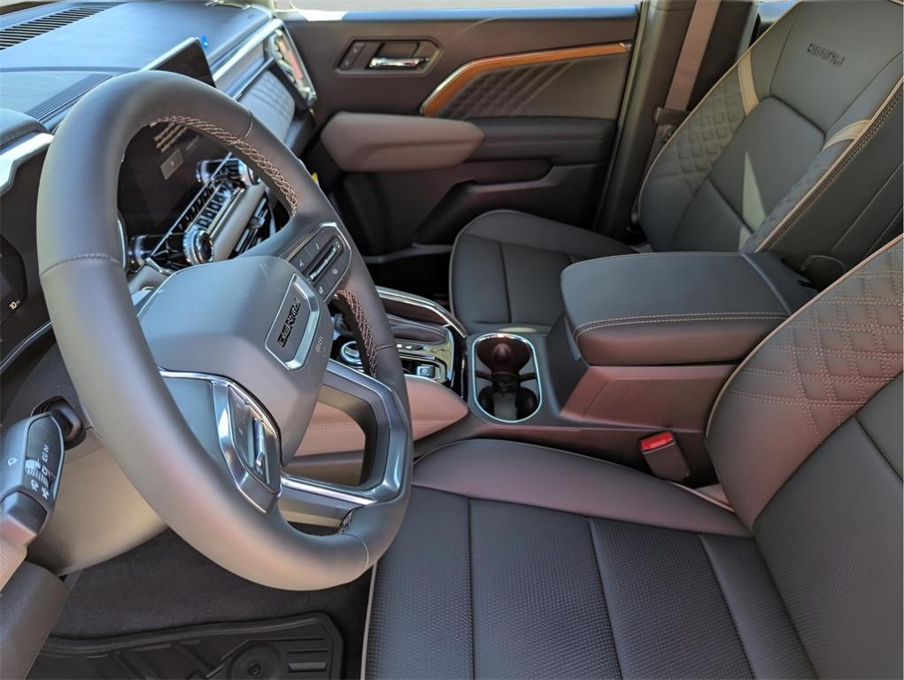 new 2025 GMC Canyon car, priced at $54,714