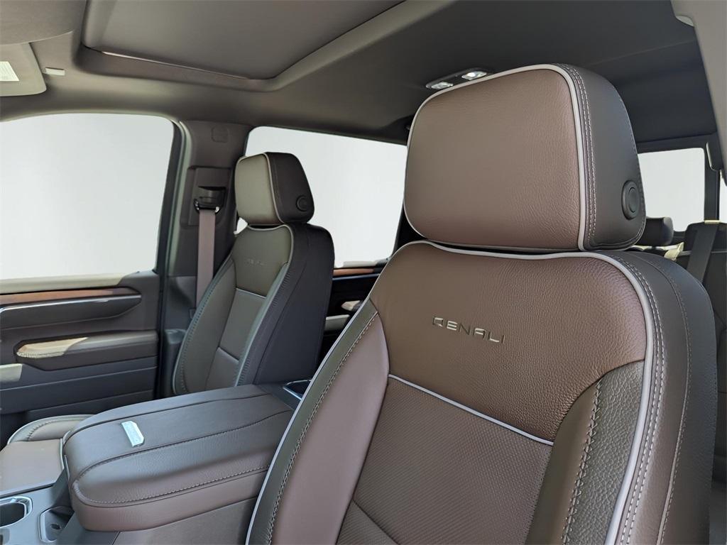 new 2025 GMC Sierra 2500 car, priced at $84,200