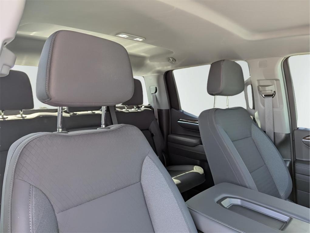 new 2025 GMC Sierra 1500 car, priced at $42,995