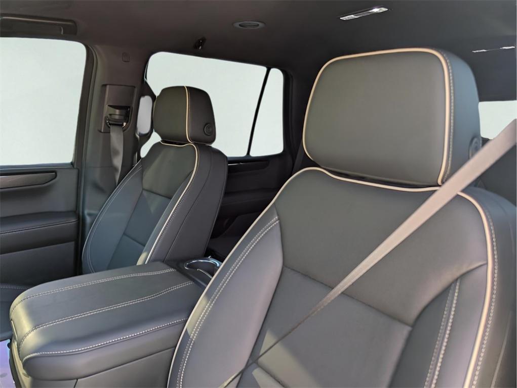 new 2025 GMC Yukon car, priced at $69,390
