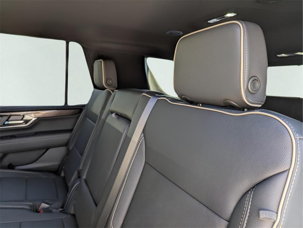 new 2025 GMC Yukon car, priced at $69,390