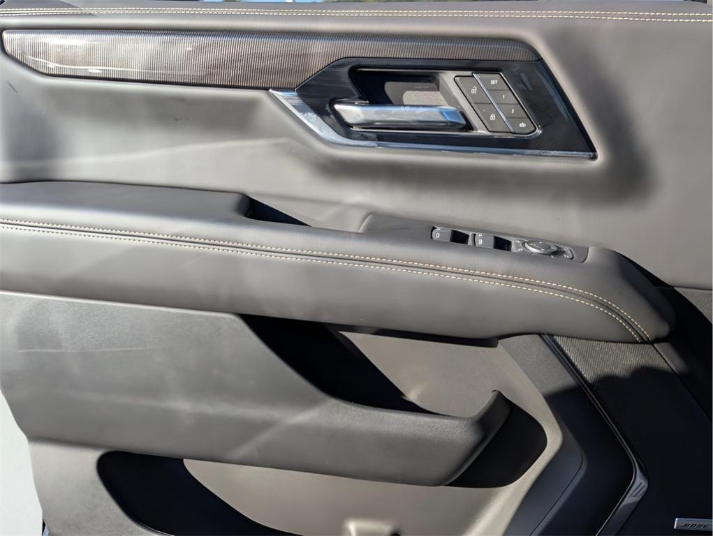 new 2025 GMC Yukon car, priced at $69,390
