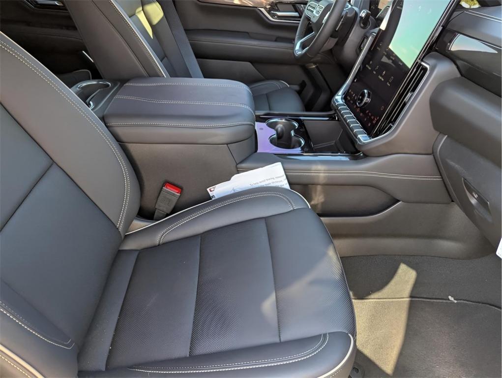 new 2025 GMC Yukon car, priced at $69,390