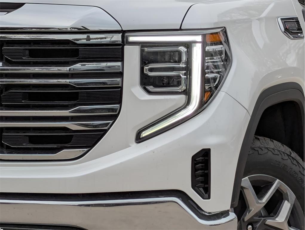 new 2025 GMC Sierra 1500 car, priced at $59,840