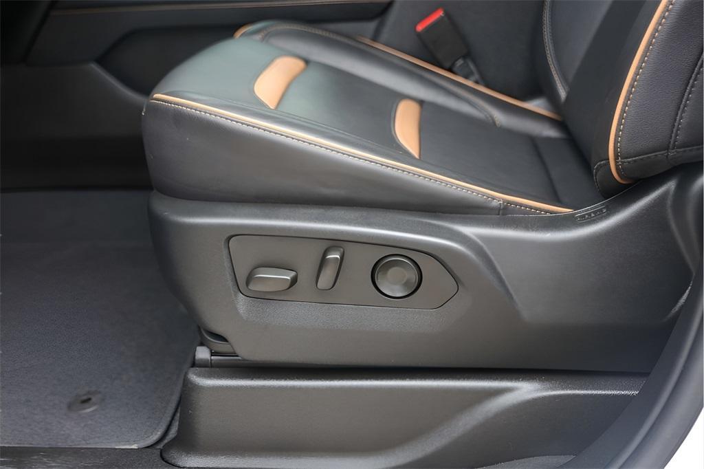 used 2023 GMC Yukon car, priced at $63,498