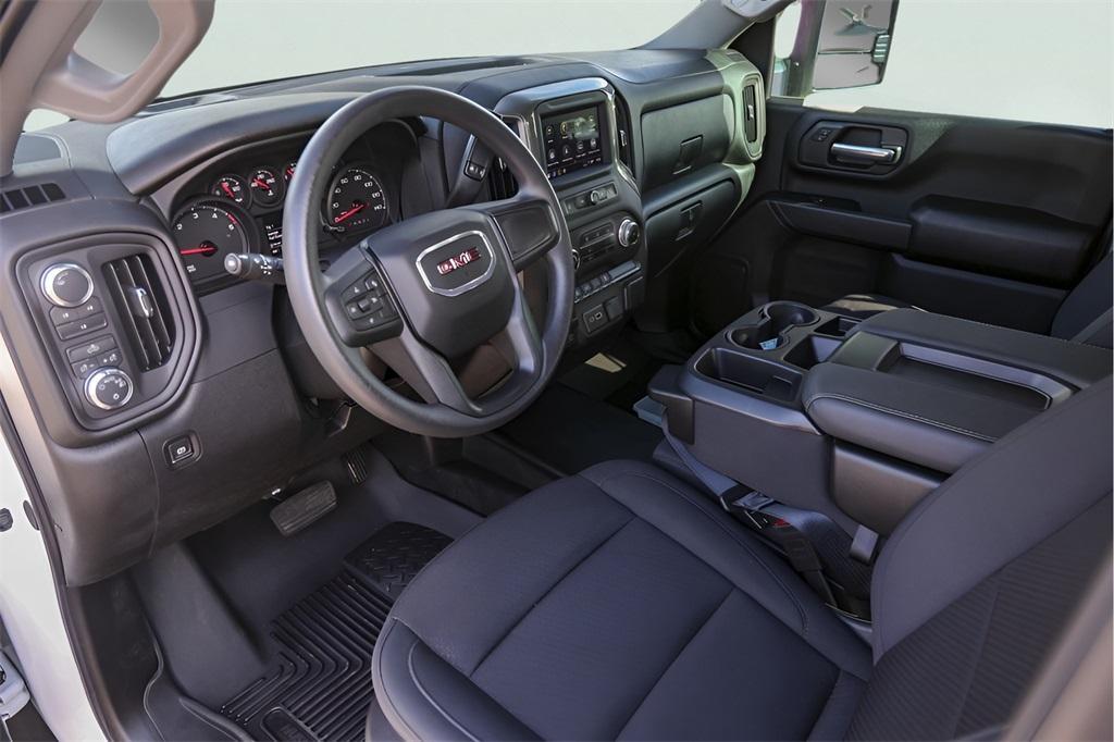 used 2024 GMC Sierra 2500 car, priced at $59,900