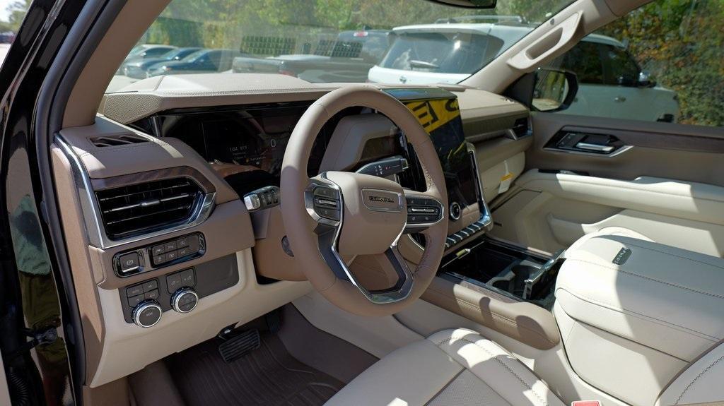 new 2025 GMC Yukon car, priced at $90,055