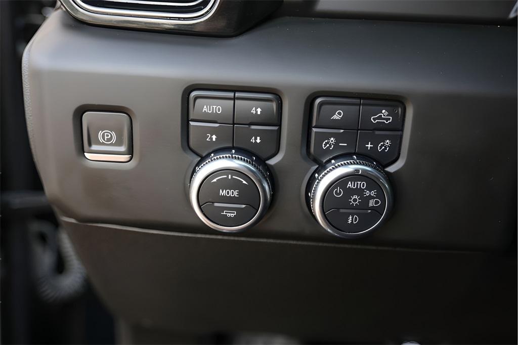 used 2024 GMC Sierra 2500 car, priced at $75,900