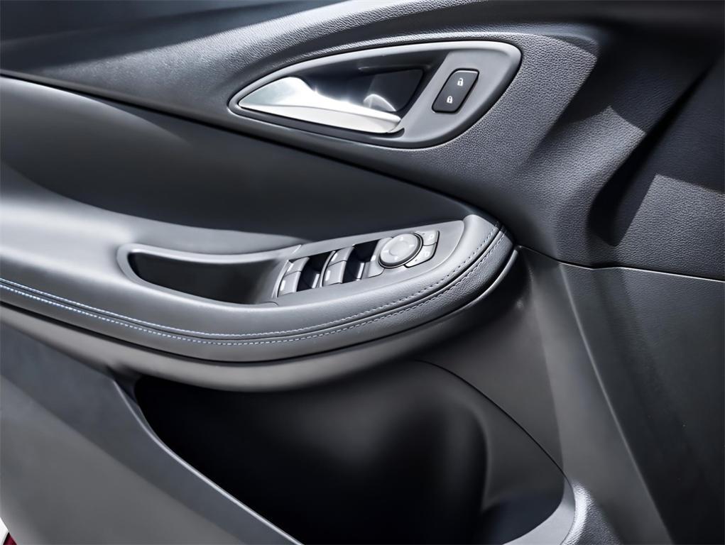 new 2025 Buick Encore GX car, priced at $26,805