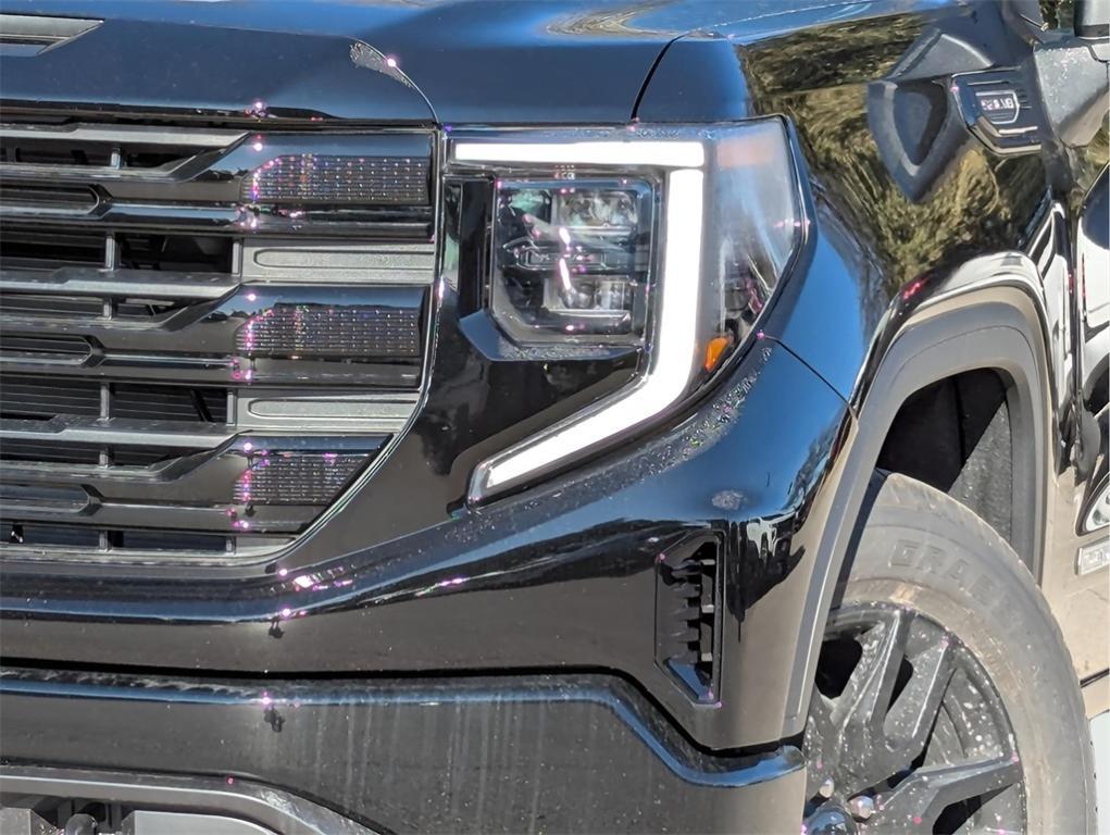 new 2025 GMC Sierra 1500 car, priced at $50,085