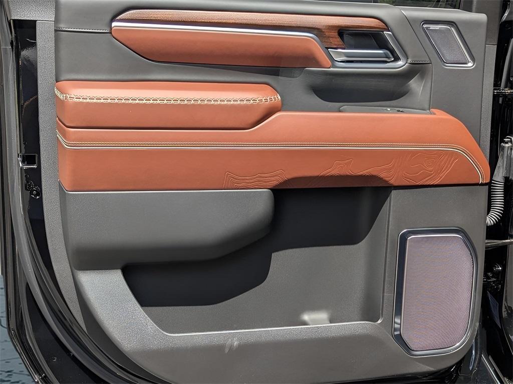 new 2025 GMC Sierra 2500 car, priced at $90,279