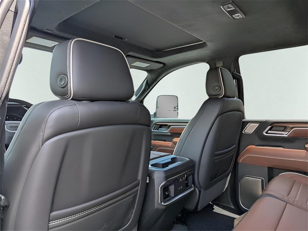 new 2025 GMC Sierra 2500 car, priced at $90,279