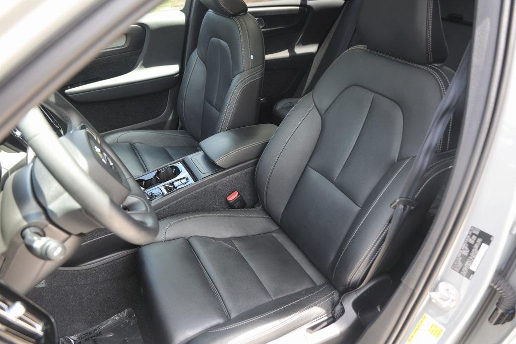 used 2024 Volvo XC40 car, priced at $36,998