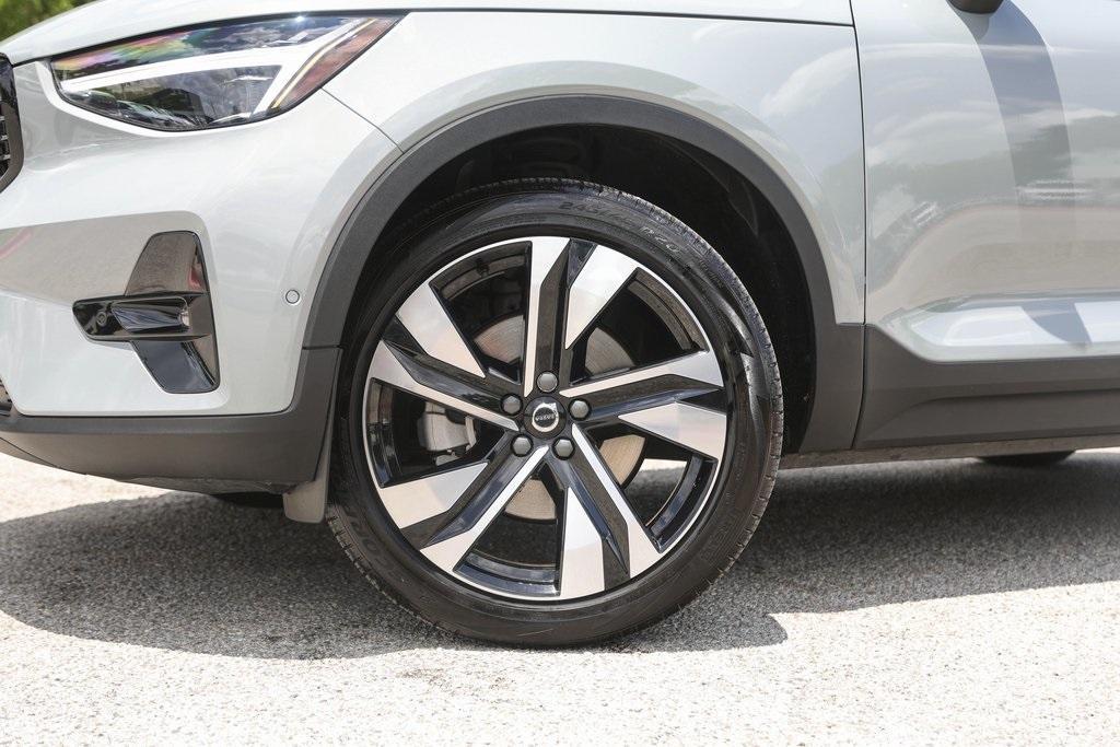 used 2024 Volvo XC40 car, priced at $36,998