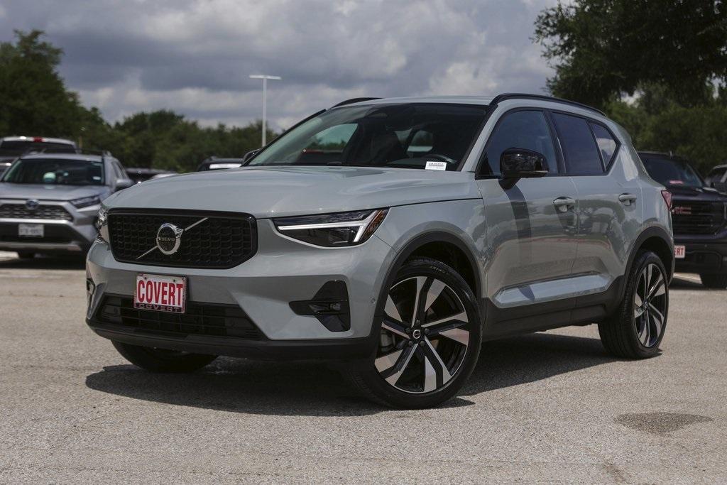 used 2024 Volvo XC40 car, priced at $36,998