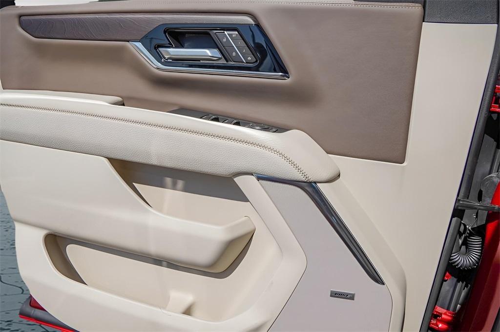 new 2025 GMC Yukon XL car, priced at $93,205