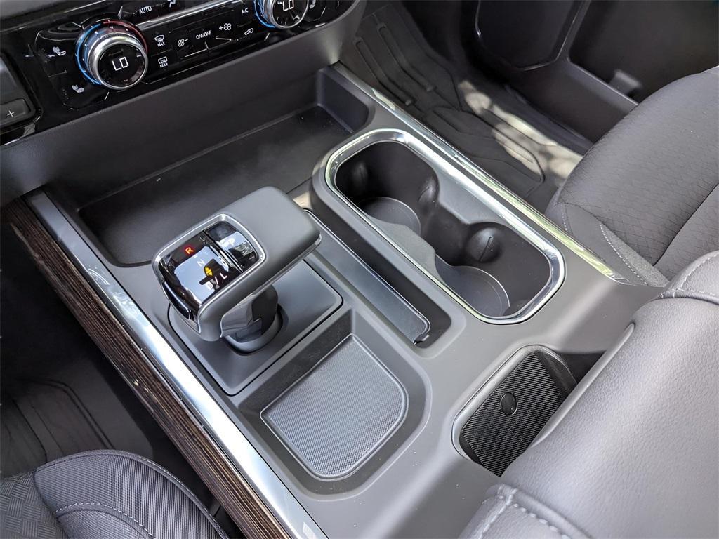 new 2025 GMC Sierra 1500 car, priced at $52,375