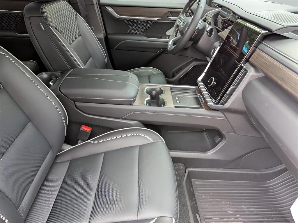 new 2025 GMC Acadia car, priced at $59,610