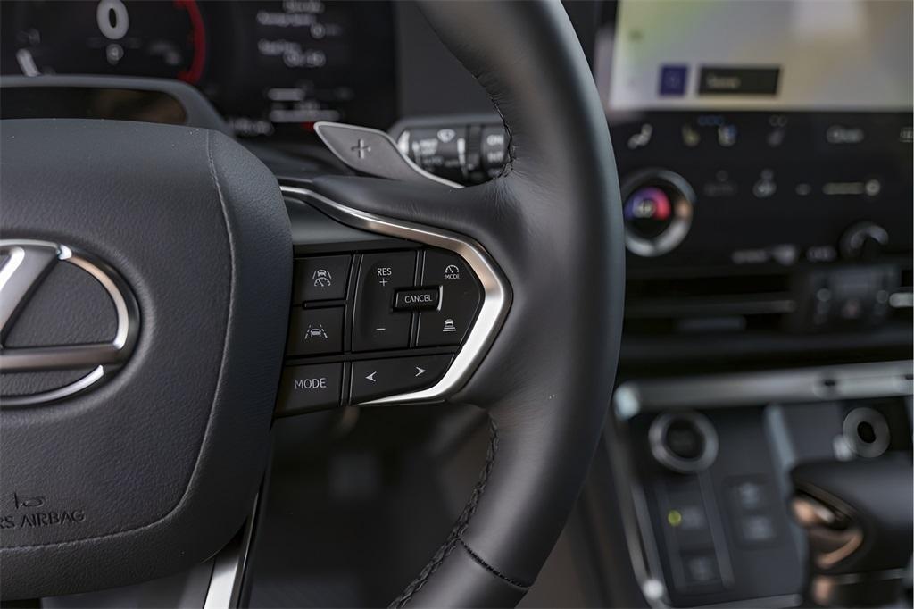 used 2025 Lexus GX 550 car, priced at $89,900