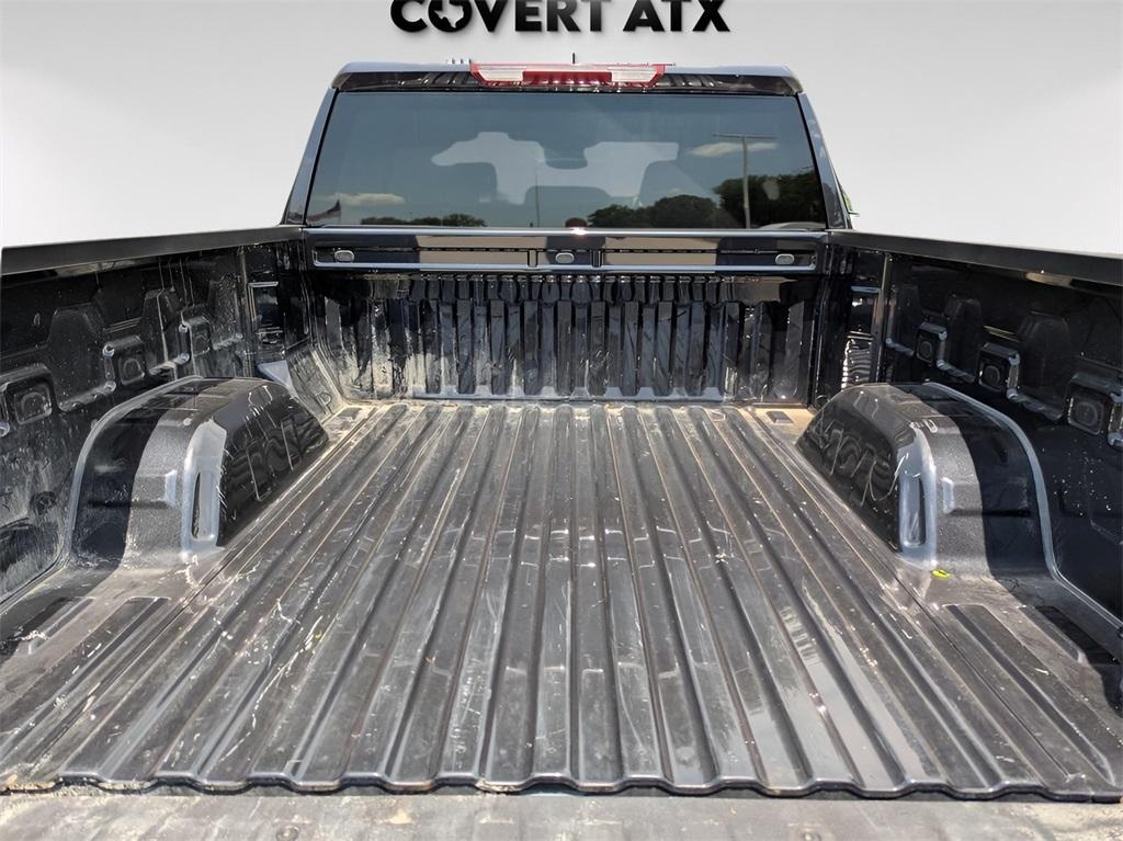 new 2025 GMC Sierra 1500 car, priced at $43,490