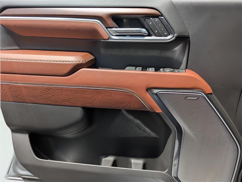 new 2025 GMC Sierra 2500 car, priced at $92,779