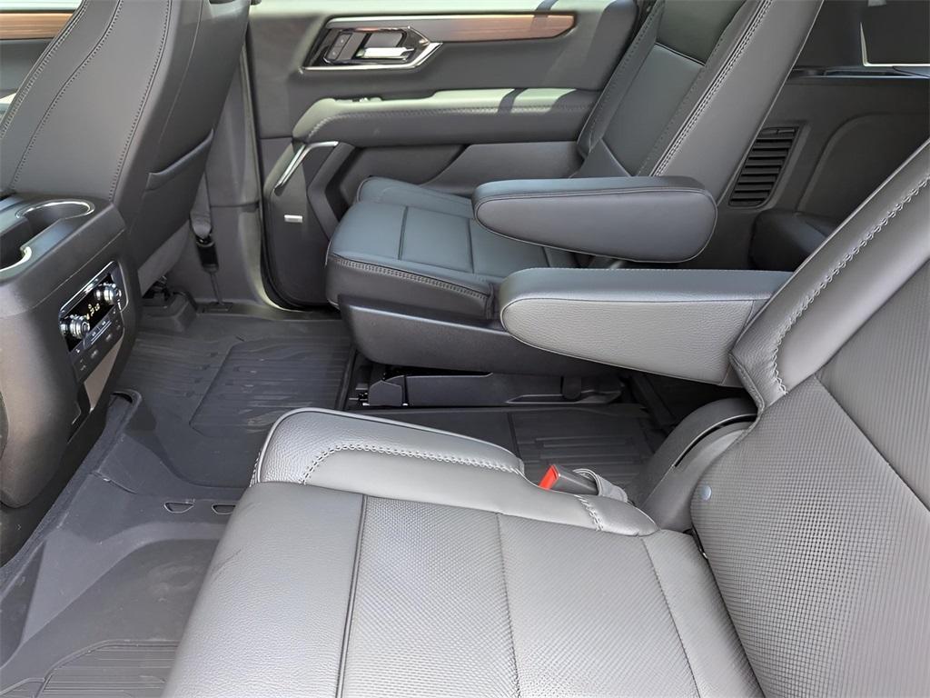 new 2025 GMC Yukon XL car, priced at $97,350