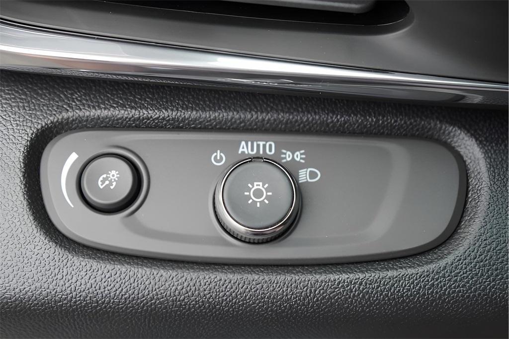 new 2026 Buick Envista car, priced at $28,040