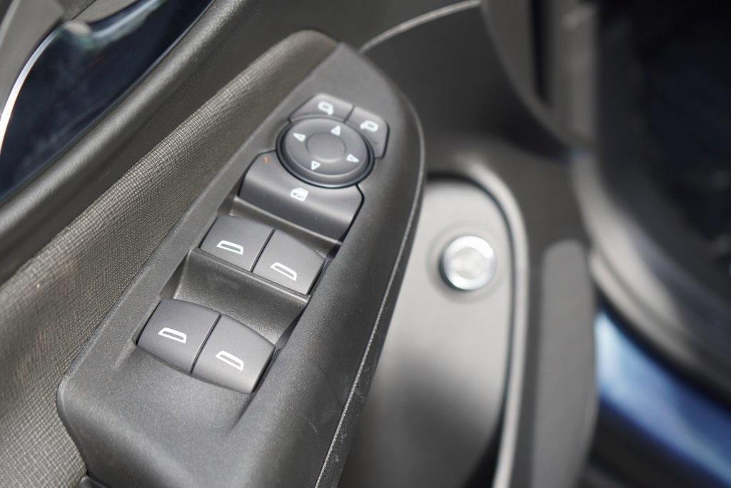 new 2026 Buick Envista car, priced at $28,040