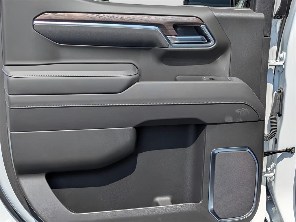 new 2026 GMC Sierra 1500 car, priced at $58,985