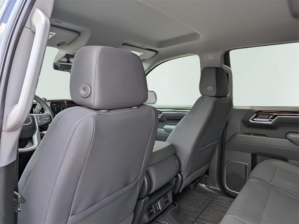 new 2025 GMC Sierra 1500 car, priced at $43,490
