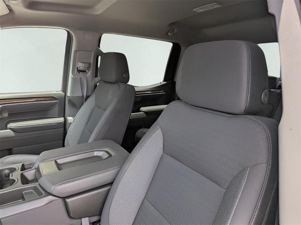new 2025 GMC Sierra 1500 car, priced at $43,490