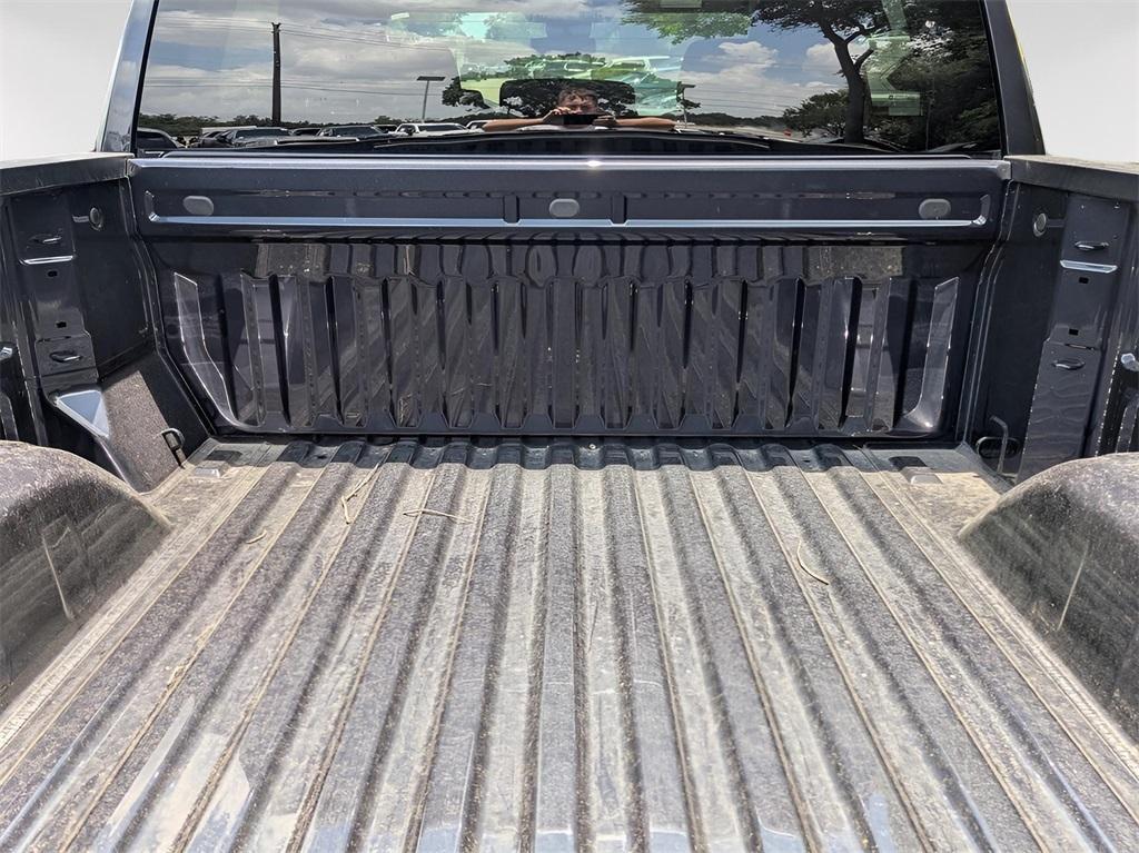 new 2025 GMC Sierra 1500 car, priced at $43,490