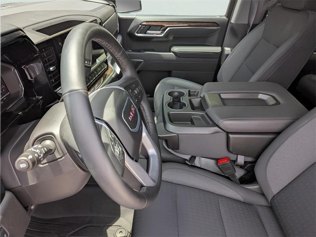 new 2025 GMC Sierra 1500 car, priced at $43,490
