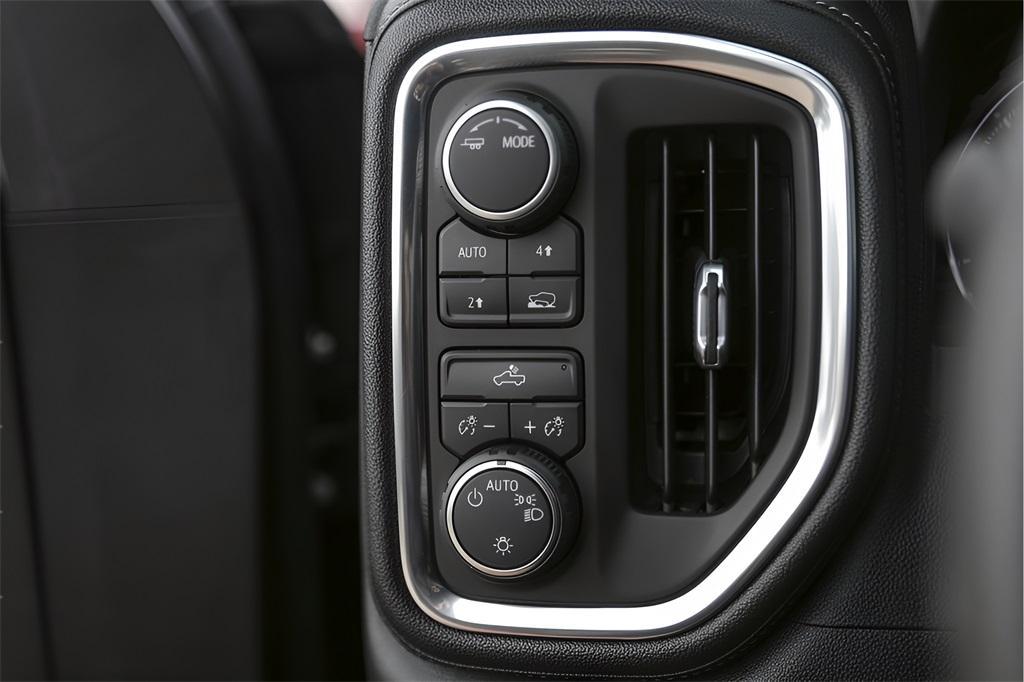 used 2020 Chevrolet Silverado 1500 car, priced at $31,600