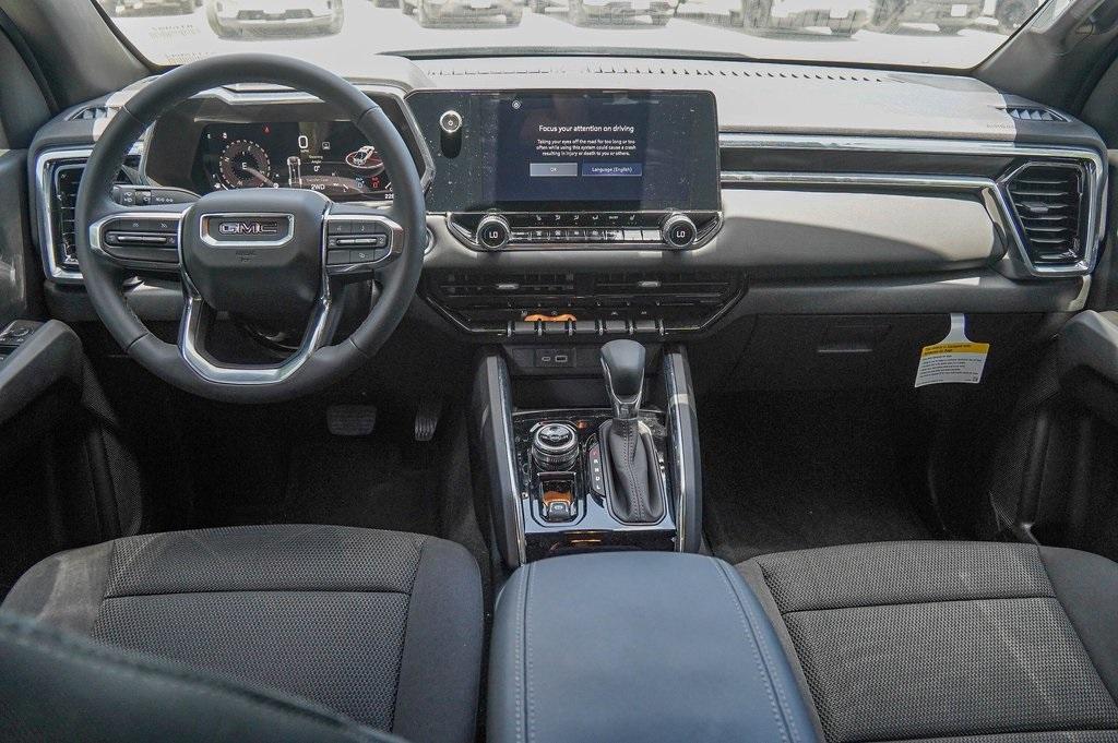 new 2025 GMC Canyon car, priced at $45,550